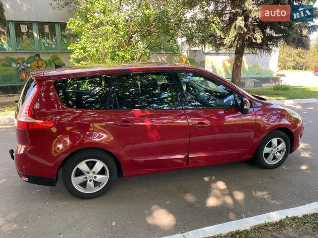 Червоний Рено Гранд Сценік, об'ємом двигуна 1.4 л та пробігом 247 тис. км за 6450 $, фото 10 на Automoto.ua