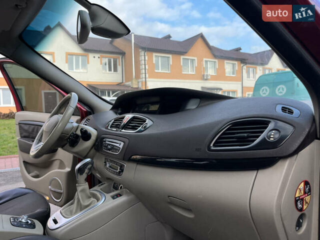 Красный Рено Гранд Сценик, объемом двигателя 1.5 л и пробегом 290 тыс. км за 6950 $, фото 44 на Automoto.ua