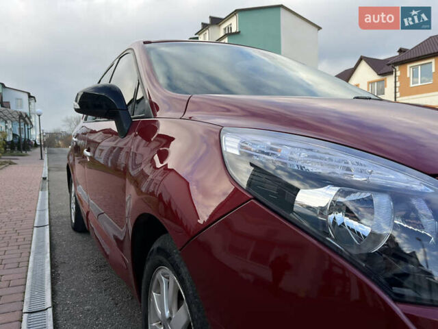 Красный Рено Гранд Сценик, объемом двигателя 1.5 л и пробегом 290 тыс. км за 6950 $, фото 24 на Automoto.ua