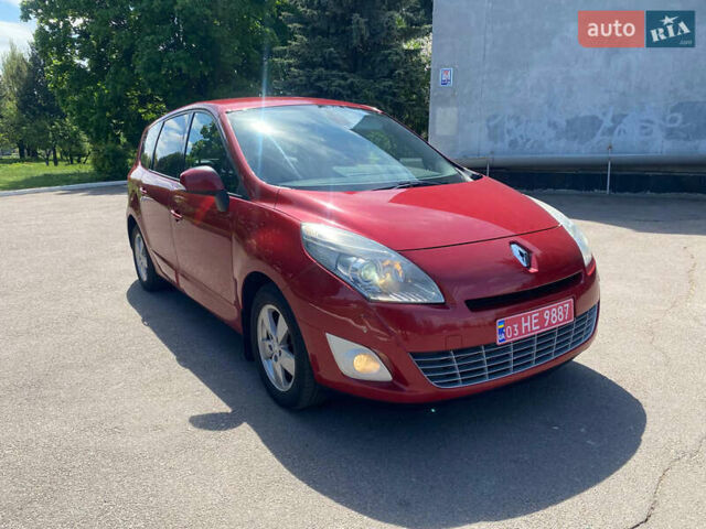 Червоний Рено Гранд Сценік, об'ємом двигуна 1.4 л та пробігом 247 тис. км за 6450 $, фото 68 на Automoto.ua