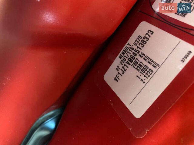 Червоний Рено Гранд Сценік, об'ємом двигуна 1.4 л та пробігом 247 тис. км за 6450 $, фото 47 на Automoto.ua