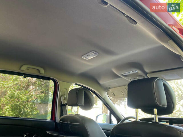 Червоний Рено Гранд Сценік, об'ємом двигуна 1.4 л та пробігом 247 тис. км за 6450 $, фото 48 на Automoto.ua