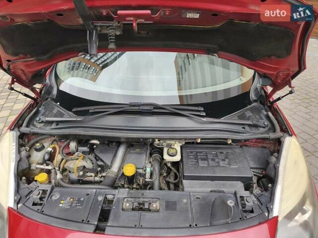 Червоний Рено Гранд Сценік, об'ємом двигуна 1.5 л та пробігом 251 тис. км за 7900 $, фото 6 на Automoto.ua