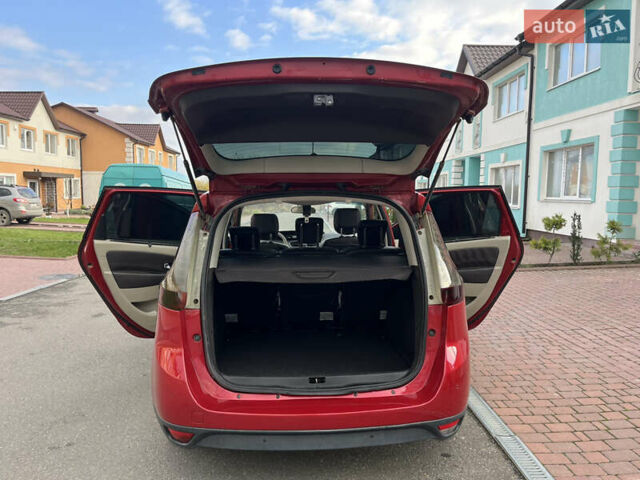 Красный Рено Гранд Сценик, объемом двигателя 1.5 л и пробегом 290 тыс. км за 6950 $, фото 51 на Automoto.ua