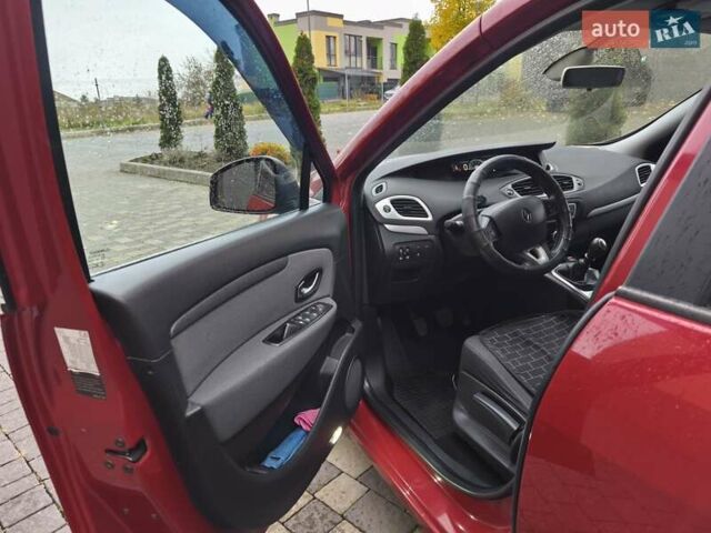 Червоний Рено Гранд Сценік, об'ємом двигуна 1.5 л та пробігом 251 тис. км за 7900 $, фото 13 на Automoto.ua