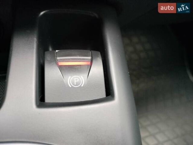 Красный Рено Гранд Сценик, объемом двигателя 1.5 л и пробегом 242 тыс. км за 8600 $, фото 15 на Automoto.ua