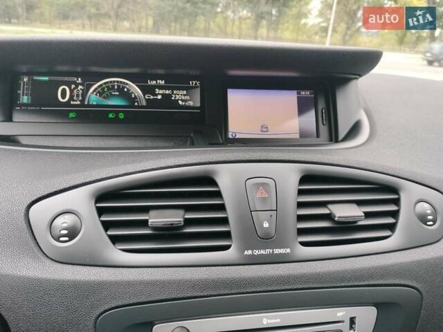 Красный Рено Гранд Сценик, объемом двигателя 1.5 л и пробегом 242 тыс. км за 8600 $, фото 37 на Automoto.ua