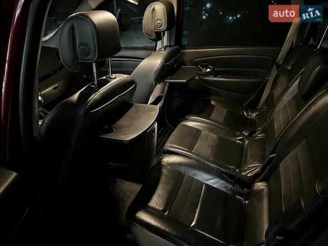 Красный Рено Гранд Сценик, объемом двигателя 1.46 л и пробегом 249 тыс. км за 8300 $, фото 29 на Automoto.ua