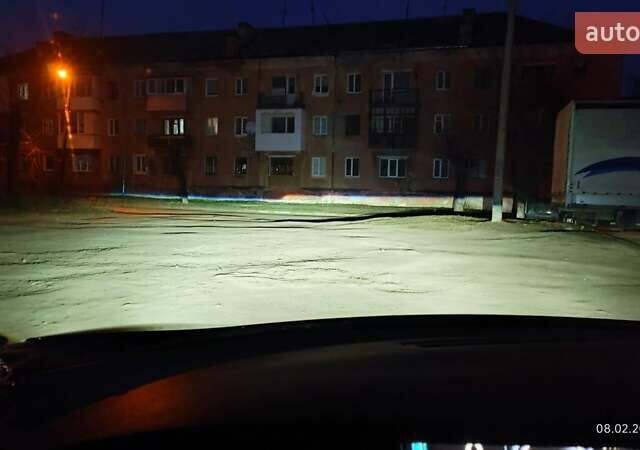 Красный Рено Гранд Сценик, объемом двигателя 1.6 л и пробегом 299 тыс. км за 9799 $, фото 19 на Automoto.ua