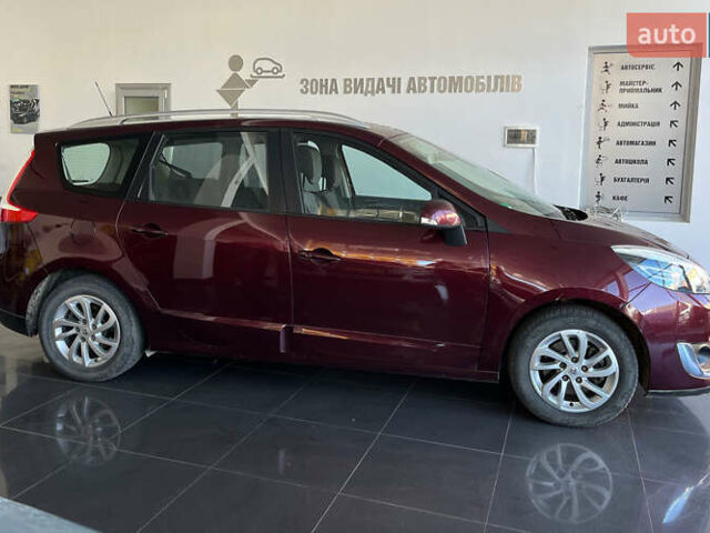 Красный Рено Гранд Сценик, объемом двигателя 1.5 л и пробегом 135 тыс. км за 12350 $, фото 7 на Automoto.ua