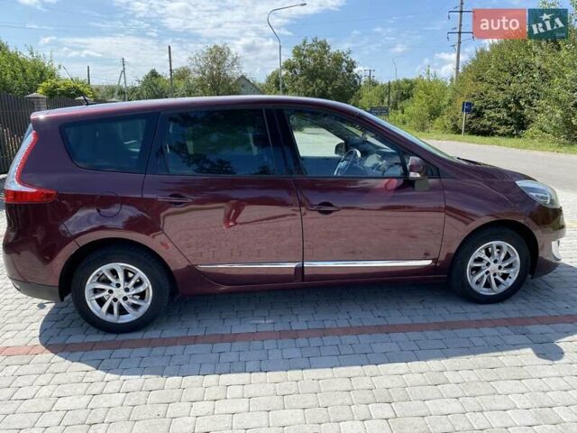 Красный Рено Гранд Сценик, объемом двигателя 1.5 л и пробегом 265 тыс. км за 8800 $, фото 6 на Automoto.ua