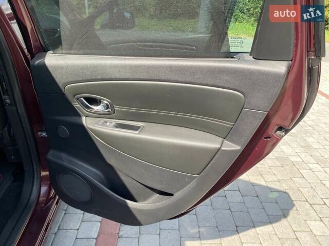 Красный Рено Гранд Сценик, объемом двигателя 1.5 л и пробегом 265 тыс. км за 8800 $, фото 15 на Automoto.ua