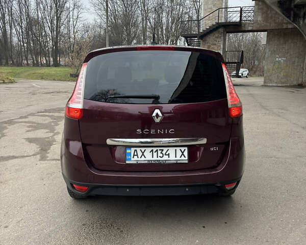 Червоний Рено Гранд Сценік, об'ємом двигуна 1.6 л та пробігом 280 тис. км за 7500 $, фото 6 на Automoto.ua