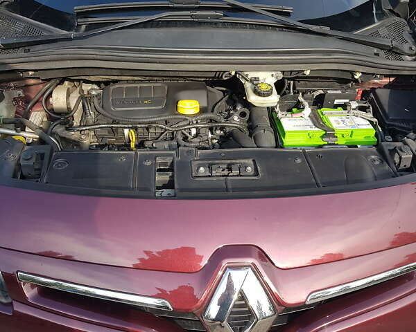 Красный Рено Гранд Сценик, объемом двигателя 1.6 л и пробегом 186 тыс. км за 10200 $, фото 17 на Automoto.ua