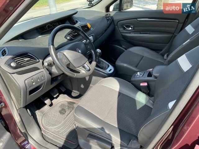 Красный Рено Гранд Сценик, объемом двигателя 1.5 л и пробегом 265 тыс. км за 8800 $, фото 8 на Automoto.ua