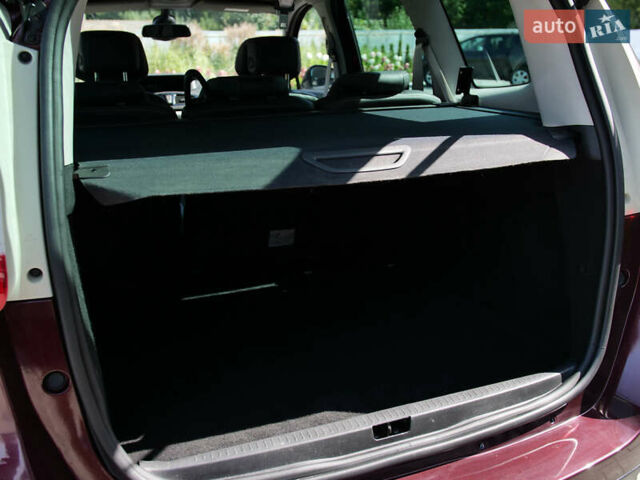 Красный Рено Гранд Сценик, объемом двигателя 1.5 л и пробегом 119 тыс. км за 12950 $, фото 37 на Automoto.ua