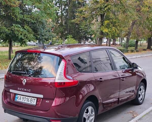 Красный Рено Гранд Сценик, объемом двигателя 1.5 л и пробегом 281 тыс. км за 7999 $, фото 4 на Automoto.ua