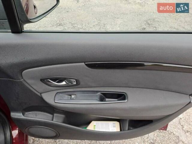 Красный Рено Гранд Сценик, объемом двигателя 1.5 л и пробегом 208 тыс. км за 9500 $, фото 13 на Automoto.ua