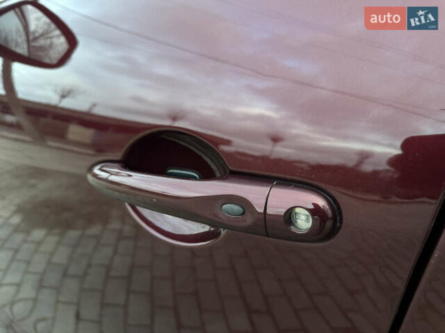 Красный Рено Гранд Сценик, объемом двигателя 1.6 л и пробегом 262 тыс. км за 8900 $, фото 13 на Automoto.ua