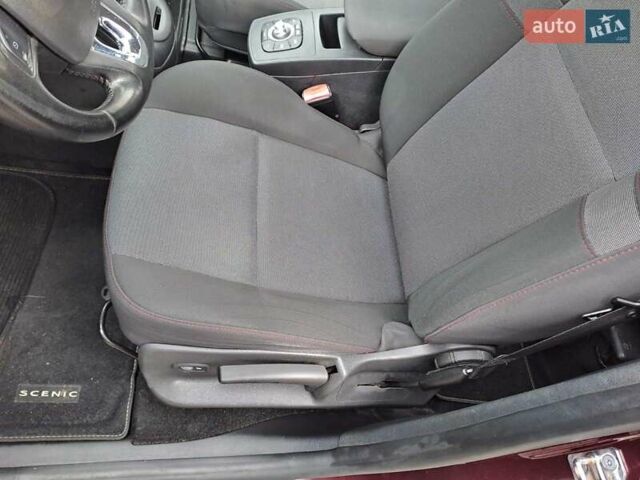 Красный Рено Гранд Сценик, объемом двигателя 1.5 л и пробегом 208 тыс. км за 9500 $, фото 6 на Automoto.ua