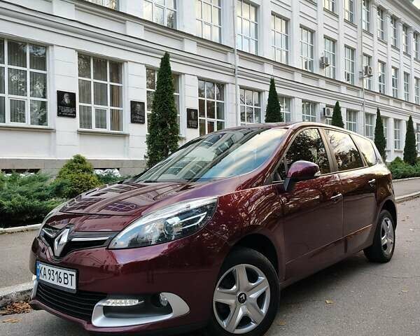 Красный Рено Гранд Сценик, объемом двигателя 1.5 л и пробегом 281 тыс. км за 7999 $, фото 5 на Automoto.ua