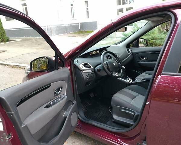 Красный Рено Гранд Сценик, объемом двигателя 1.5 л и пробегом 281 тыс. км за 7999 $, фото 12 на Automoto.ua