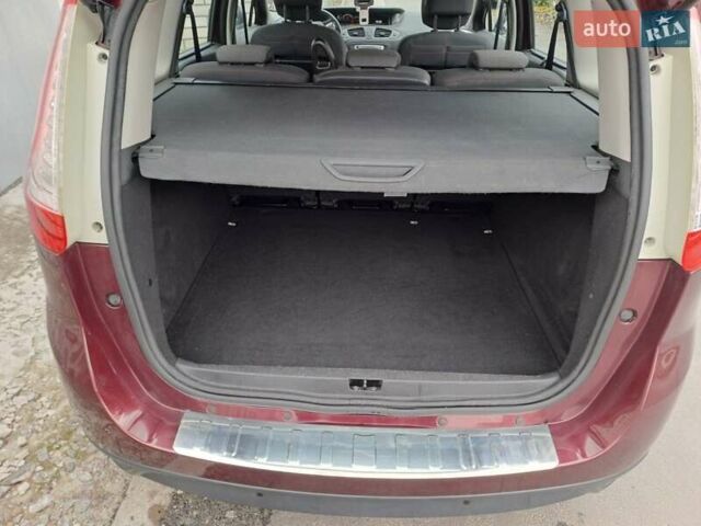 Красный Рено Гранд Сценик, объемом двигателя 1.5 л и пробегом 208 тыс. км за 9500 $, фото 25 на Automoto.ua