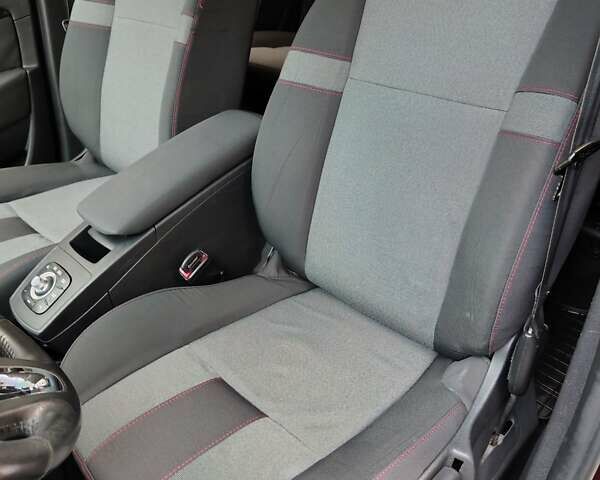 Красный Рено Гранд Сценик, объемом двигателя 1.5 л и пробегом 281 тыс. км за 7999 $, фото 13 на Automoto.ua