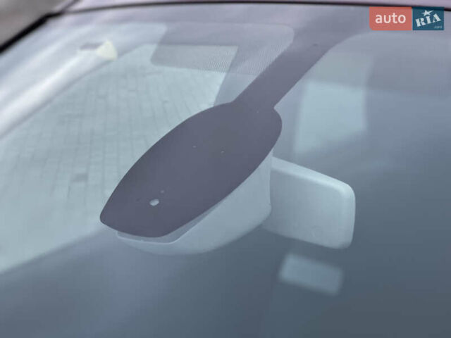 Красный Рено Гранд Сценик, объемом двигателя 1.6 л и пробегом 262 тыс. км за 8900 $, фото 15 на Automoto.ua