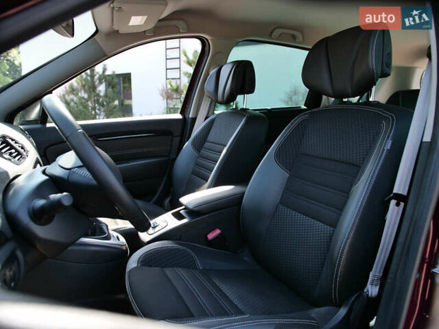 Красный Рено Гранд Сценик, объемом двигателя 1.5 л и пробегом 119 тыс. км за 12950 $, фото 24 на Automoto.ua