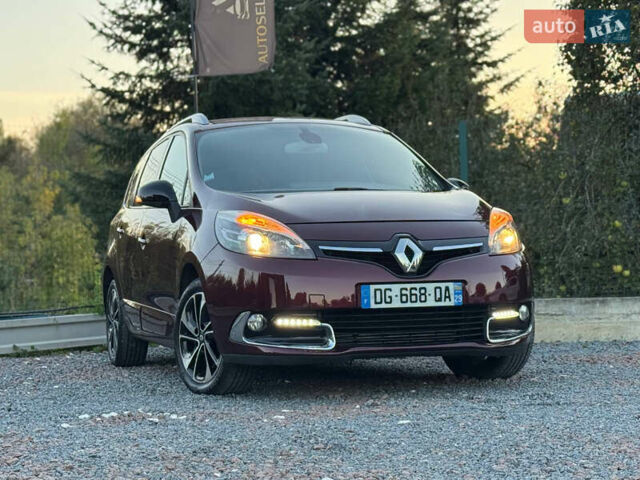 Красный Рено Гранд Сценик, объемом двигателя 1.5 л и пробегом 202 тыс. км за 9350 $, фото 17 на Automoto.ua