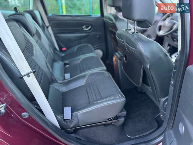 Красный Рено Гранд Сценик, объемом двигателя 1.5 л и пробегом 202 тыс. км за 9350 $, фото 74 на Automoto.ua