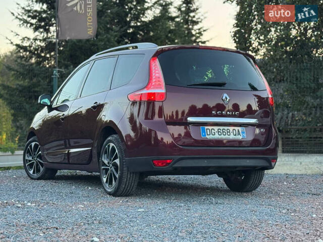Красный Рено Гранд Сценик, объемом двигателя 1.5 л и пробегом 202 тыс. км за 9350 $, фото 38 на Automoto.ua