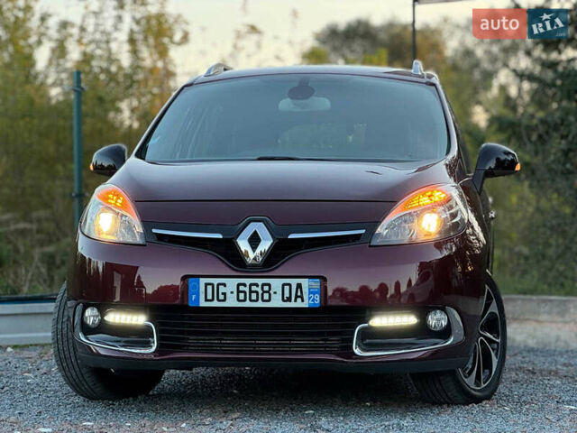 Красный Рено Гранд Сценик, объемом двигателя 1.5 л и пробегом 202 тыс. км за 9350 $, фото 2 на Automoto.ua