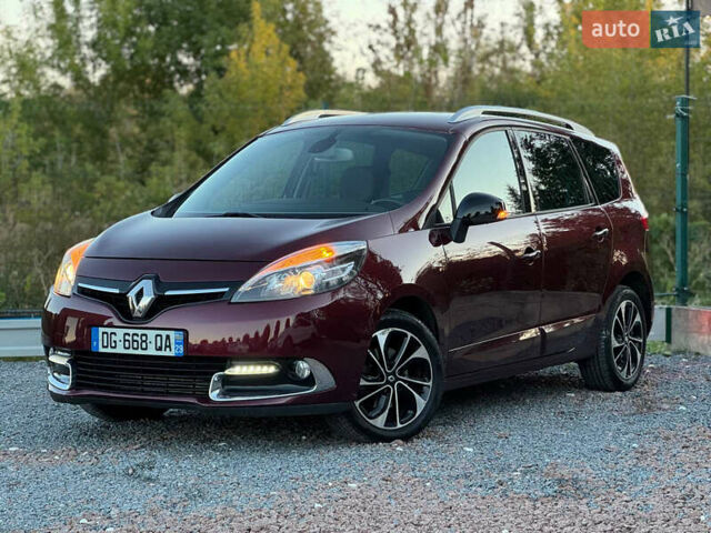 Красный Рено Гранд Сценик, объемом двигателя 1.5 л и пробегом 202 тыс. км за 9350 $, фото 8 на Automoto.ua