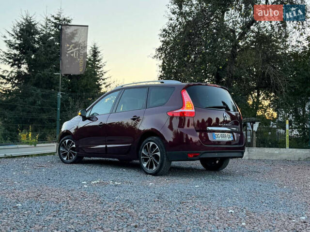 Красный Рено Гранд Сценик, объемом двигателя 1.5 л и пробегом 202 тыс. км за 9350 $, фото 42 на Automoto.ua