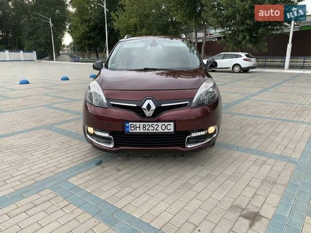 Червоний Рено Гранд Сценік, об'ємом двигуна 1.46 л та пробігом 209 тис. км за 13200 $, фото 1 на Automoto.ua