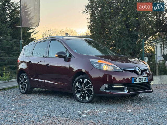 Красный Рено Гранд Сценик, объемом двигателя 1.5 л и пробегом 202 тыс. км за 9350 $, фото 18 на Automoto.ua