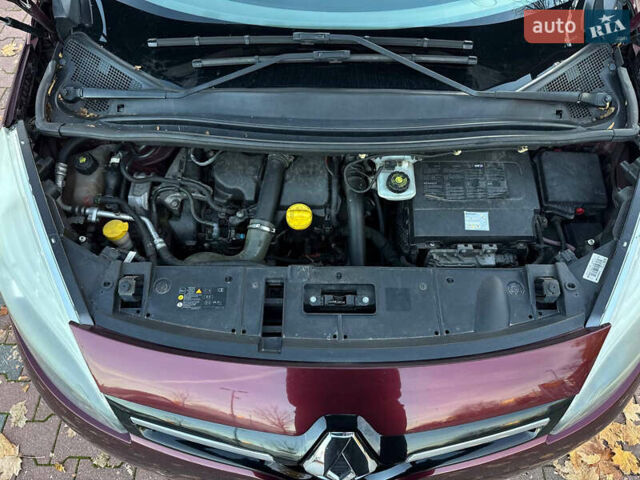 Красный Рено Гранд Сценик, объемом двигателя 1.46 л и пробегом 290 тыс. км за 10300 $, фото 14 на Automoto.ua