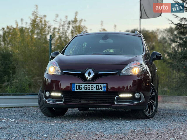 Красный Рено Гранд Сценик, объемом двигателя 1.5 л и пробегом 202 тыс. км за 9350 $, фото 3 на Automoto.ua