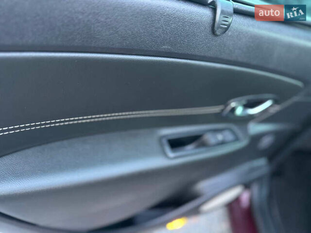 Красный Рено Гранд Сценик, объемом двигателя 1.5 л и пробегом 202 тыс. км за 9350 $, фото 73 на Automoto.ua