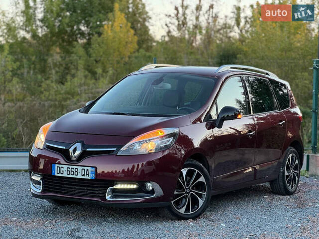 Красный Рено Гранд Сценик, объемом двигателя 1.5 л и пробегом 202 тыс. км за 9350 $, фото 4 на Automoto.ua