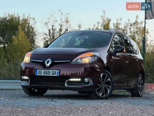 Красный Рено Гранд Сценик, объемом двигателя 1.5 л и пробегом 202 тыс. км за 9350 $, фото 1 на Automoto.ua