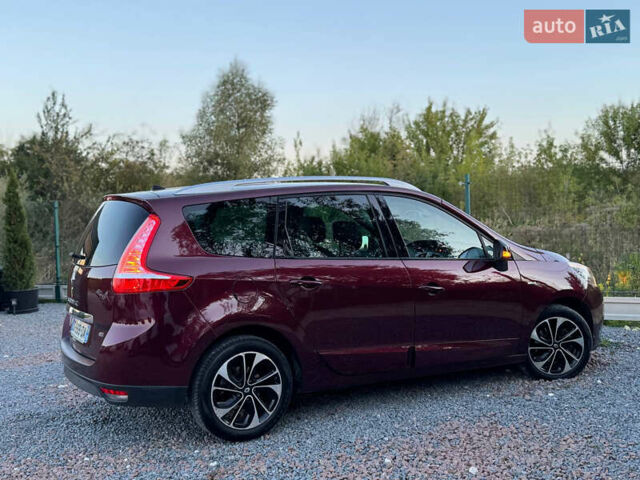 Красный Рено Гранд Сценик, объемом двигателя 1.5 л и пробегом 202 тыс. км за 9350 $, фото 58 на Automoto.ua