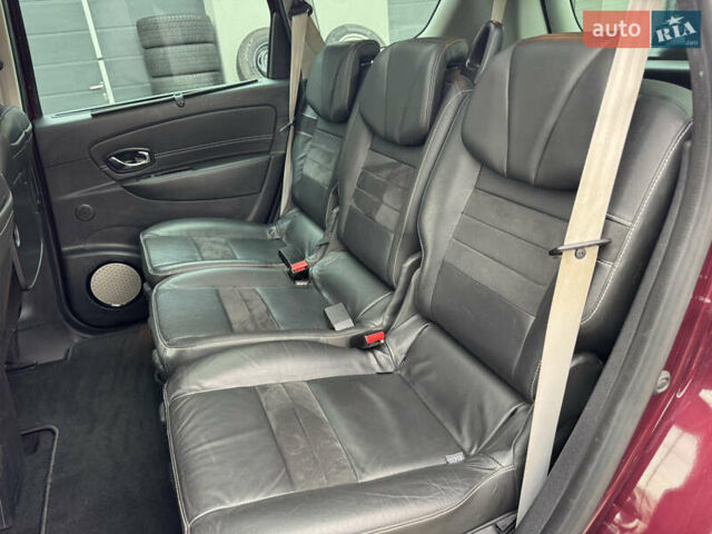 Червоний Рено Гранд Сценік, об'ємом двигуна 1.5 л та пробігом 181 тис. км за 10400 $, фото 18 на Automoto.ua