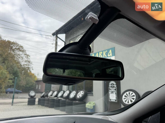 Червоний Рено Гранд Сценік, об'ємом двигуна 1.5 л та пробігом 181 тис. км за 10400 $, фото 31 на Automoto.ua