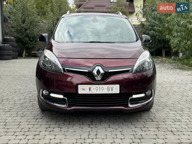 Червоний Рено Гранд Сценік, об'ємом двигуна 1.5 л та пробігом 181 тис. км за 10400 $, фото 1 на Automoto.ua