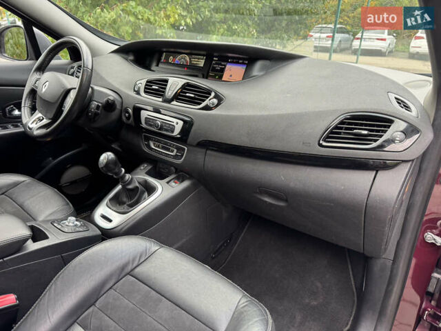 Червоний Рено Гранд Сценік, об'ємом двигуна 1.5 л та пробігом 181 тис. км за 10400 $, фото 15 на Automoto.ua