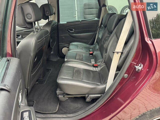 Червоний Рено Гранд Сценік, об'ємом двигуна 1.5 л та пробігом 181 тис. км за 10400 $, фото 17 на Automoto.ua