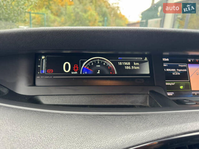 Червоний Рено Гранд Сценік, об'ємом двигуна 1.5 л та пробігом 181 тис. км за 10400 $, фото 25 на Automoto.ua